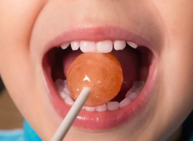 lollypop and teeth