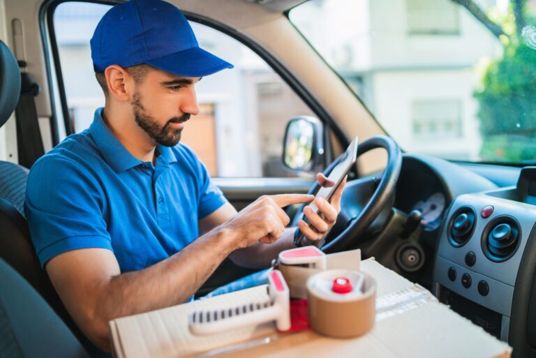 How to Protect Your Delivery Drivers ─ Essential Safety Tips and Apps ...